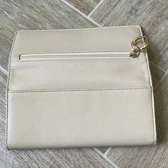 Light Tan Faux Leather Wallet - Picture 2 of 9
